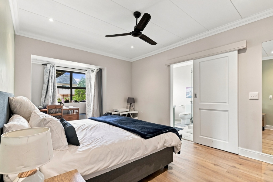 5 Bedroom Property for Sale in Stonehurst Mountain Estate Western Cape